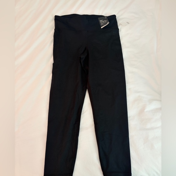GAP Black High Compression Leggings - Picture 2 of 3